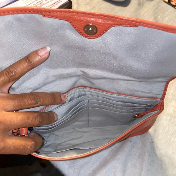 COPY - Coach wristlet very nice - Picture 4 of 4